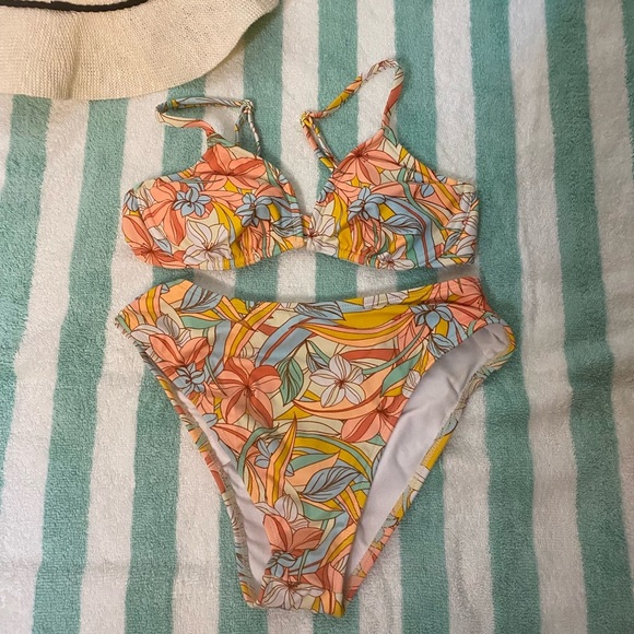 Xhilaration Tropical Print Bikini Bottom - Picture 5 of 5